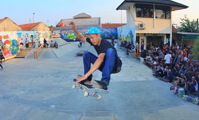 Tugu Skatepark Arena Skateboarding Yang Tersembunyi di Bekasi