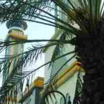 Uniknya Pohon Kurma Masjid Al-Barkah Bekasi